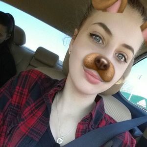 Meet your Posher, Hailey